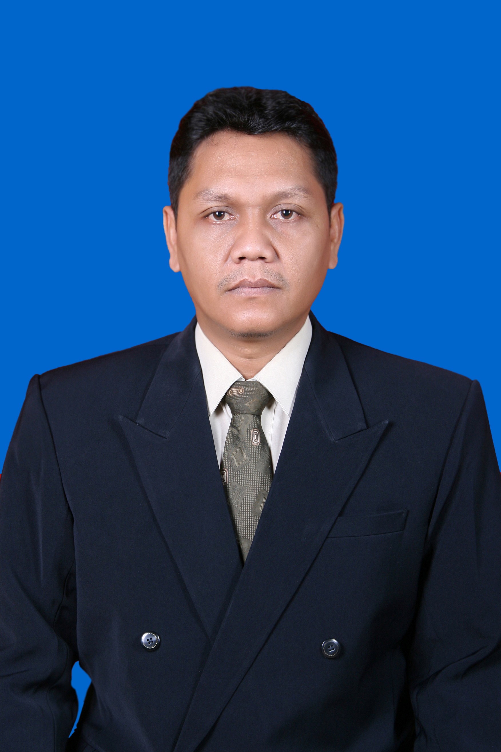Ir. Aris Heri Andriawan., S.T., M.T. (0716097501).