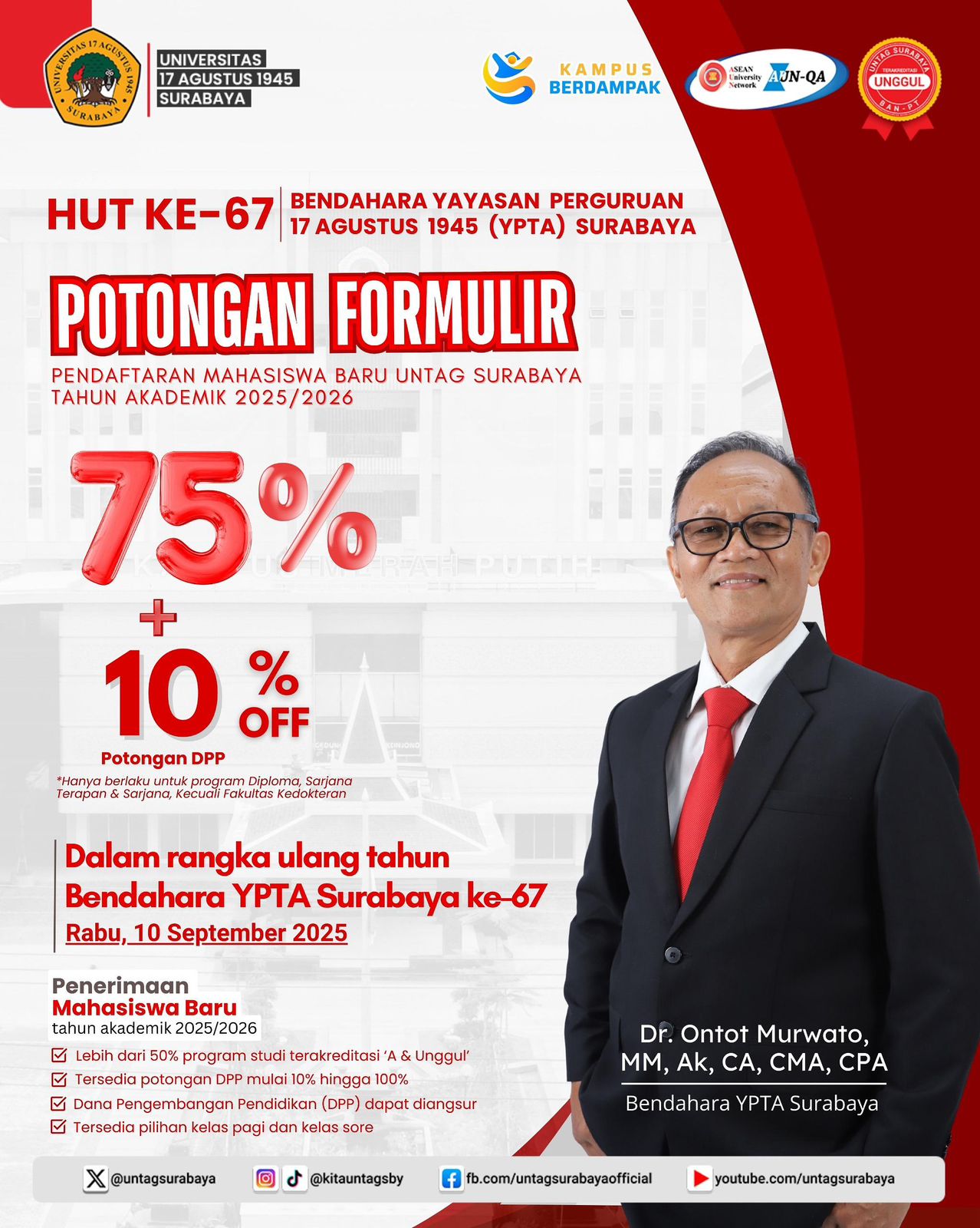 HUT ke-67, Bendahara YPTA Surabaya Berikan Potongan Formulir Pendaftaran Mahasiswa Baru UNTAG Surabaya